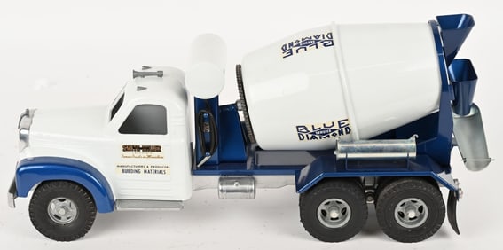 FRED THOMPSON SMITH MILLER MACK CEMENT TRUCK