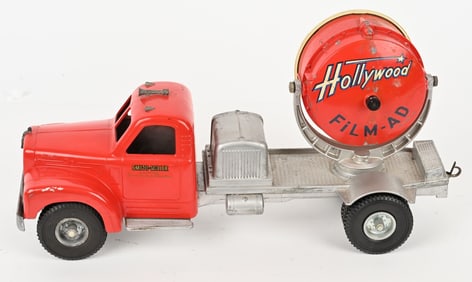 SMITH MILLER FILM-AD SEARCHLIGHT TRUCK