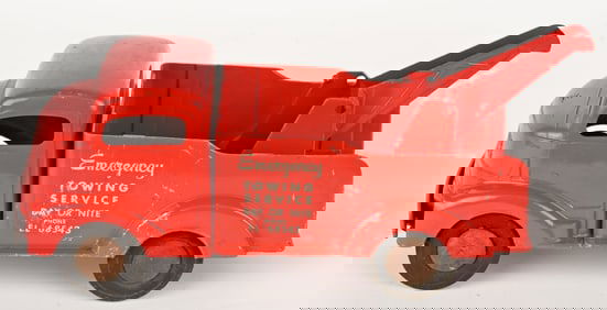 SMITH MILLER EMERGENCY TOWING TRUCK