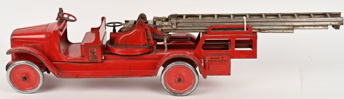 BUDDY L PRESSED STEEL LADDER TRUCK