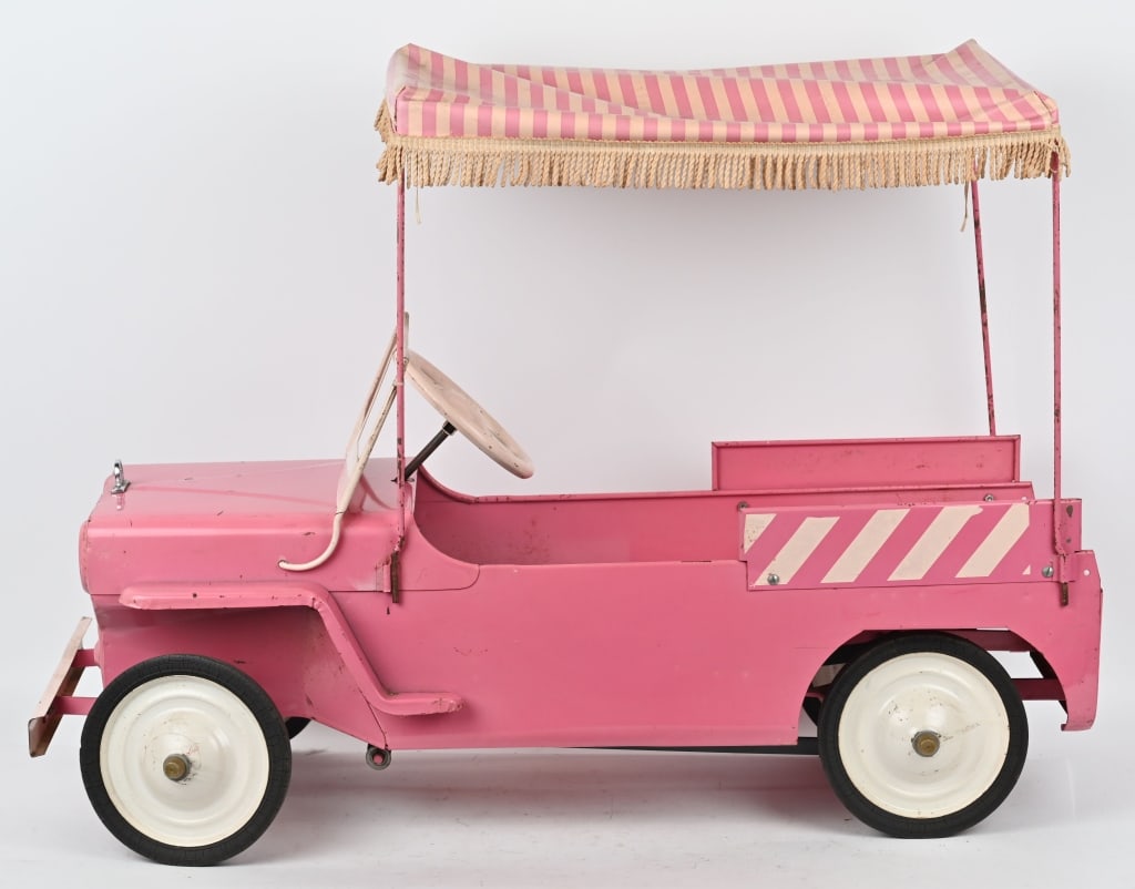 HAMILTON JEEP SURRY PEDAL CAR: Great looking Jeep Surry Pedal Car. All original and super clean condition. 42" Excellent