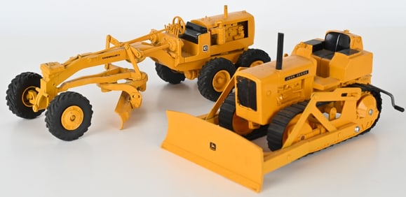 ERTL #12 MOTOR GRADER & JOHN DEERE DOZER