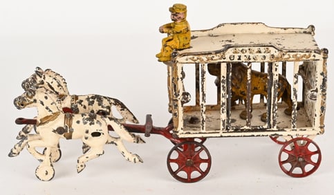 HUBLEY CAST IRON ROYAL CIRCUS WAGON, LION