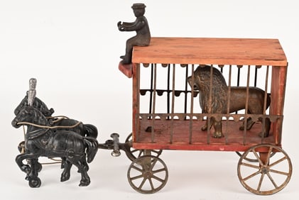 ARCADE CAST IRON & WOOD CIRCUS WAGON