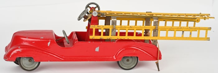 CAST ALIMINUM FIRE LADDER TRUCK