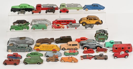 LOT OF TOY VEHICLES