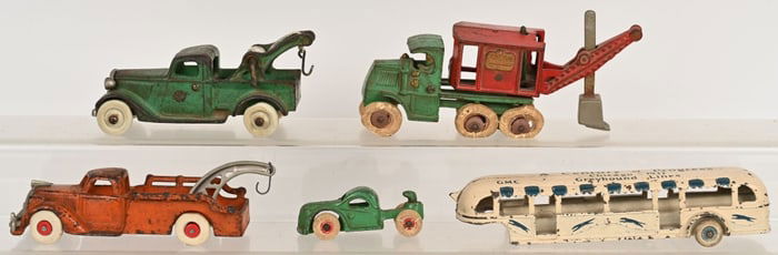 NICE LOT OF CAST IRON TOYS
