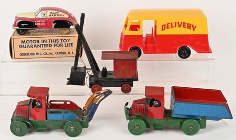 LOT OF TOY VEHICLES