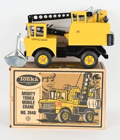 TONKA #3940 MOBILE CRANE w/ BOX