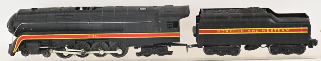 LIONEL #746 NORFOLK & WESTERN LOCO & TENDER: Wonderful original Locomotive and Tender. Super clean condition.