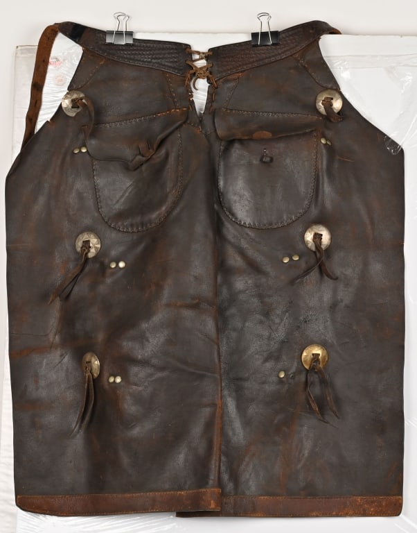 R.T. FRAZIER LEATHER WESTERN COWBOY CHAPS (1 of 5)