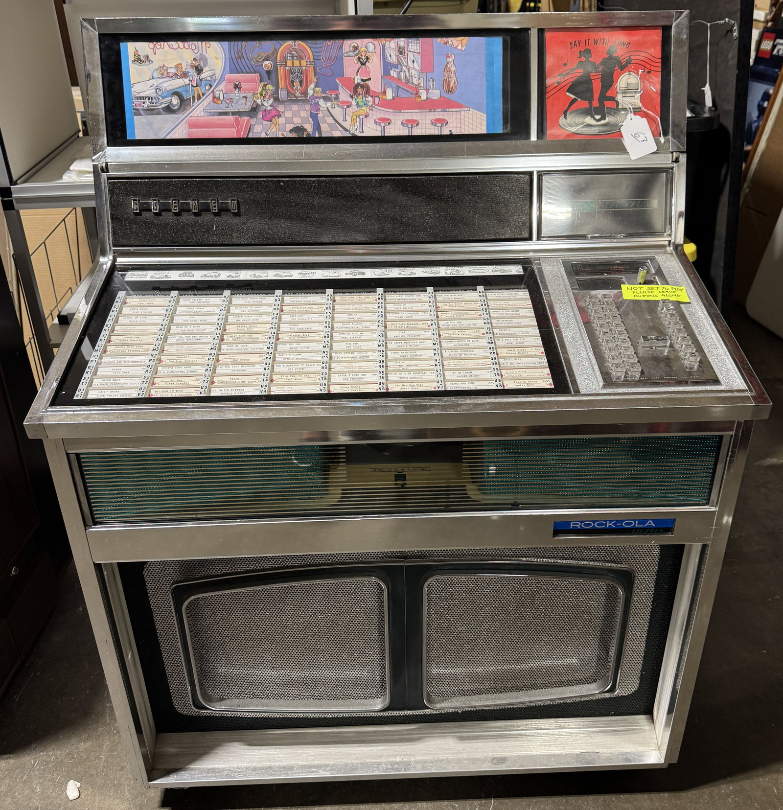 ROCK-OLA ULTRA JUKE BOX (1 of 1)