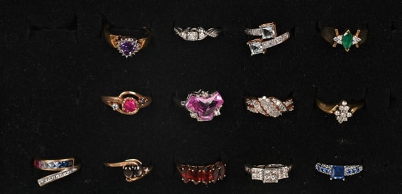 LOT OF 13 10KT GOLD RINGS