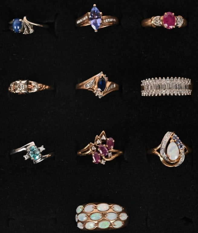 LOT OF 10 GOLD 10KT RINGS (1 of 3)