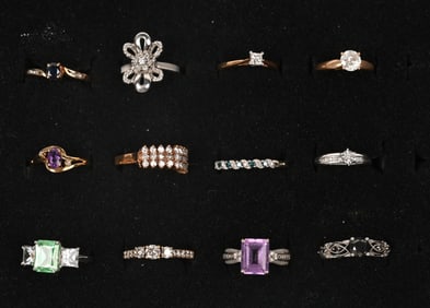 LOT OF 12 GOLD 10KT RINGS
