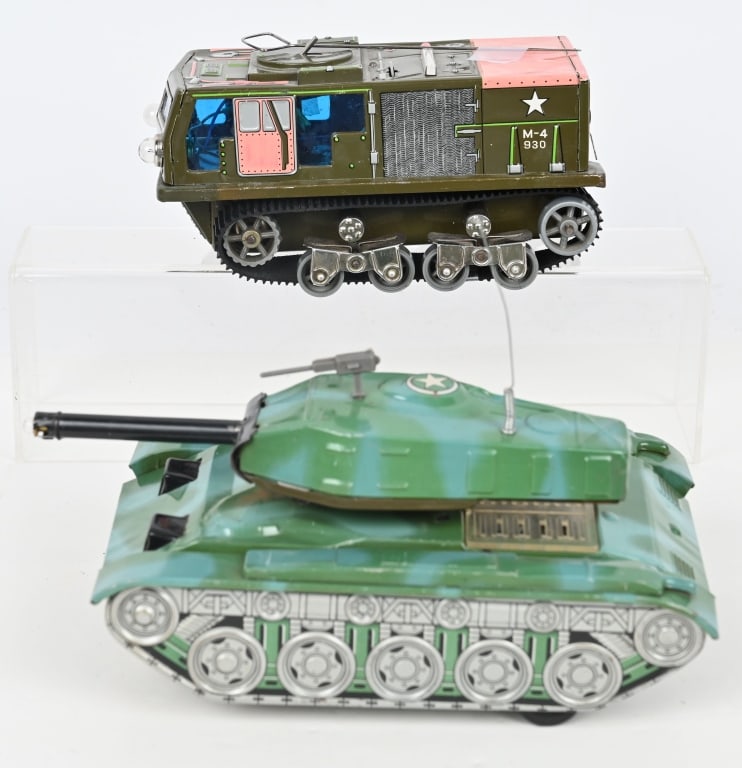 2- JAPAN TIN BATTERY OP MILITARY VEHICLES (1 of 8)