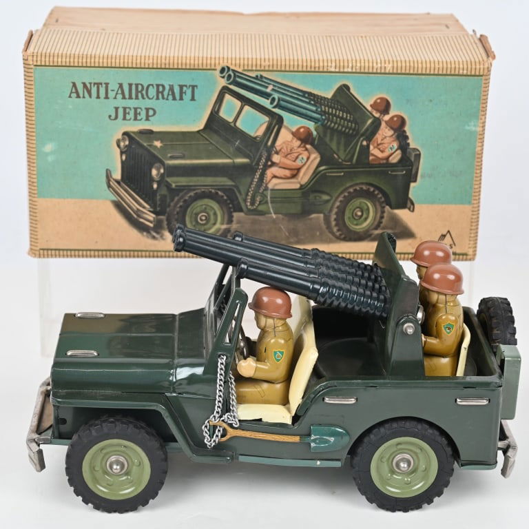 JAPAN SSS LARGE ANTI-AIRCRAFT JEEP w/ BOX (1 of 9)