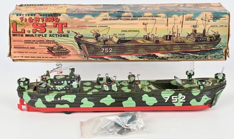 MARX TIN BATTERY OP FIGHTING LST w/ BOX