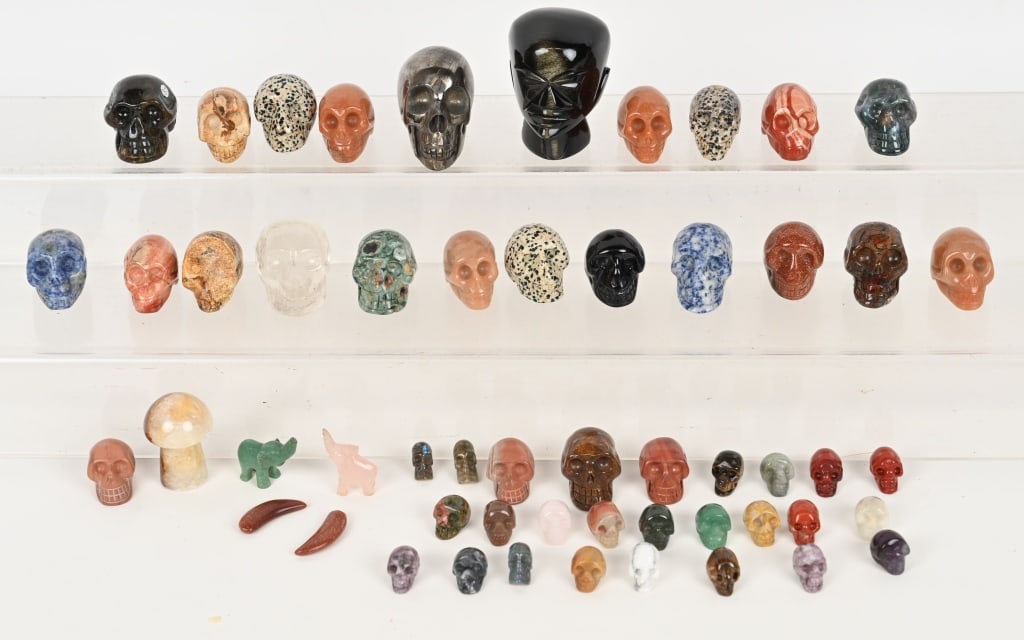 LARGE LOT OF CARVED STONE SKULLS & MORE (1 of 6)