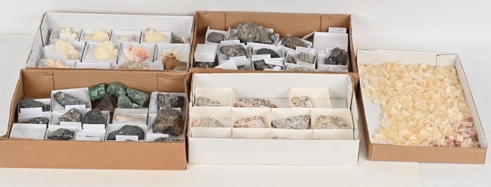 LARGE LOT OF STONE & CRYSTAL SPECIMENS