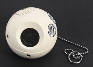 1970s PANASONIC PANAPET RADIO