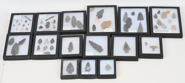 60 - NATIVE AMERICAN STONE RELICS & POINTS