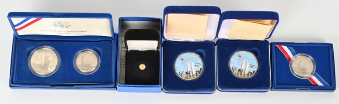 LOT OF SILVER & GOLD COINS