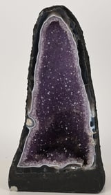LARGE AMETHYST CRYSTAL CATHEDRAL GEODE