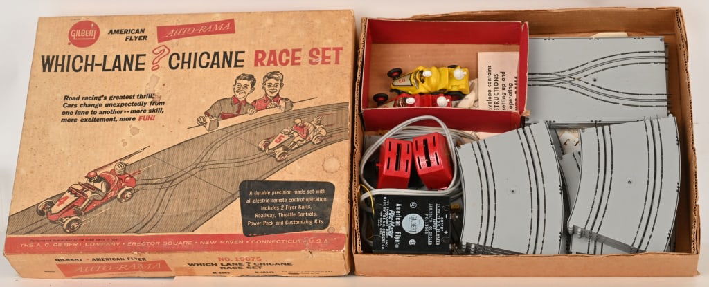 AC GILBERT WHICH-LANE CHICANE RACE SET w/ BOX (1 of 4)
