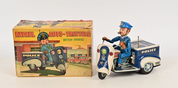 JAPAN BATTERY OP PATROL AUTO-TRICYCLE w/ BOX
