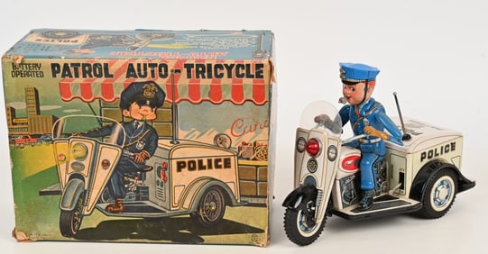 JAPAN BATTERY OP PATROL AUTO-TRICYCLE w/ BOX