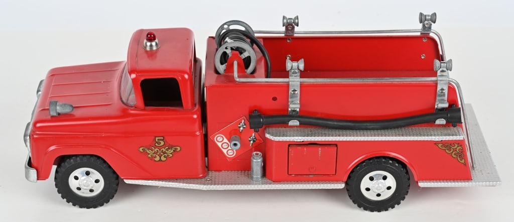 TONKA #5 FIRE TRUCK (1 of 5)