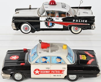 2- JAPAN BATTERY OP POLICE CARS