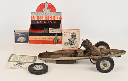 GAS POWERED RACER & EXTRA MOTOR