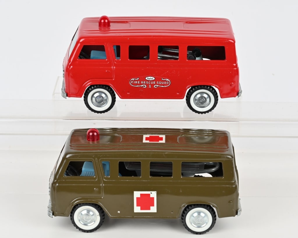 NYLINT FORD FIRE VAN & ARMY VAN (1 of 7)