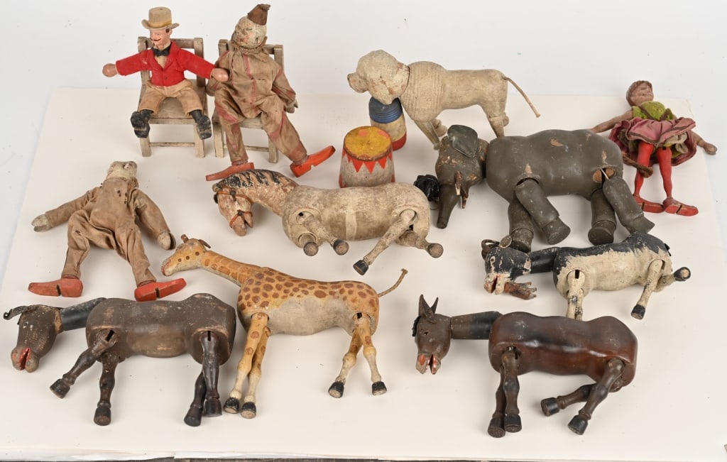 SCHOENHUT CIRCUS LOT (1 of 6)