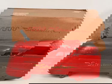 PRESSED STEEL RIDE-ON STREAMLINER TRAIN w/ BOX