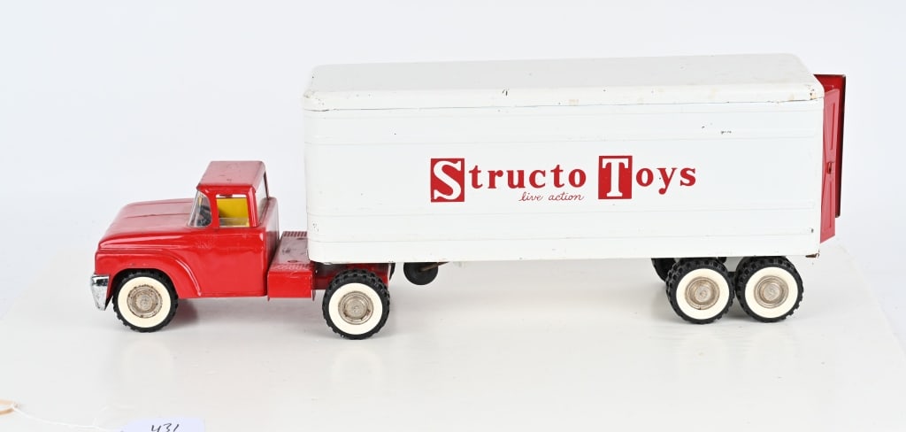 STRUCTO TOYS SEMI TRUCK (1 of 5)