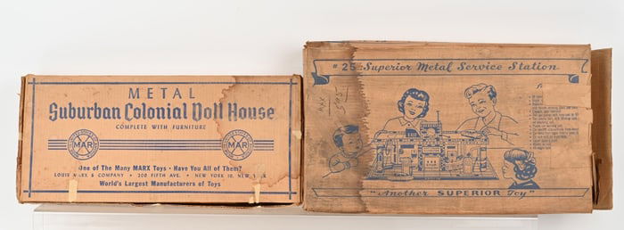 SUPERIOR SERVICE STATION & MARX DOLL HOUSE