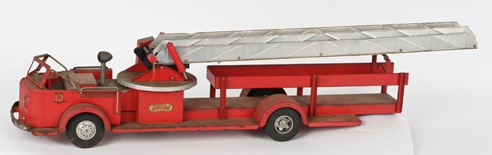 DOEPKE ROSSMOYNE FIRE LADDER TRUCK