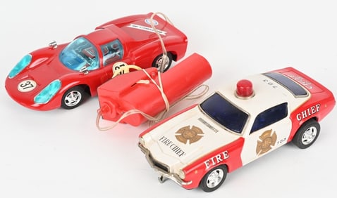 2- JAPAN BATTERY OP CARS, PORSCHE & FIRE CHIEF