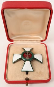 HUNGARIAN ORDER OF MERIT OFFICER CROSS MEDAL