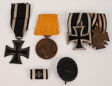 WWI IMPERIAL GERMAN MEDAL LOT EKII WOUND BADGE WW1