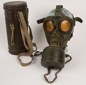 WWII NAZI GERMAN M30 GASMASK & CANISTER WW2
