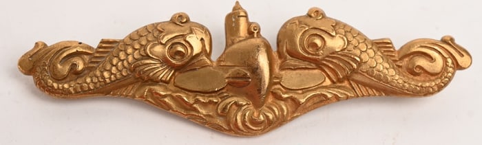 WWII US NAVY SUB BADGE BY WALLACE & BISHOP WW2