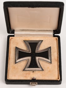 WWII NAZI GERMAN CASED IRON CROSS 1ST CLASS WW2