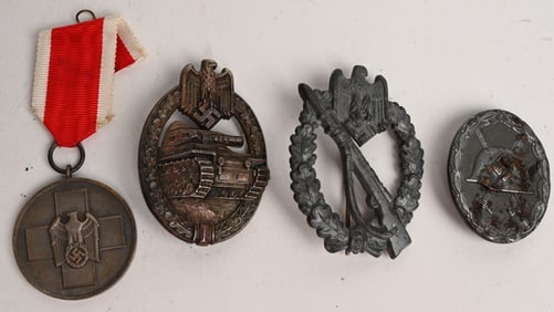 WWII NAZI GERMAN MEDAL LOT PANZER SOCIAL WELFARE