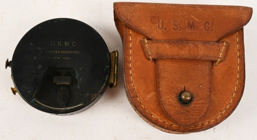 WWII US MARINE CORPS CLINOMETER W CASE USMC WW2