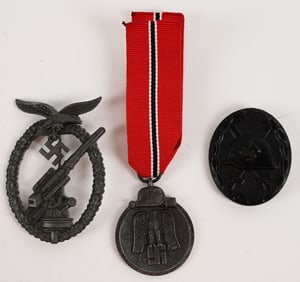 WWII NAZI GERMAN LUFTWAFFE FLAK BADGE & MEDAL LOT