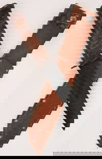 WWII US MARINE KABAR FIGHTING KNIFE W SCABBARD WW2: WWII KaBar Fighting Knife 8 inch Blade: 7 inch Parkerized blade, stacked leather washers grip, round peened tang, parkerized steel pommel; correct Single stitched with staples, leather sheath, overall
